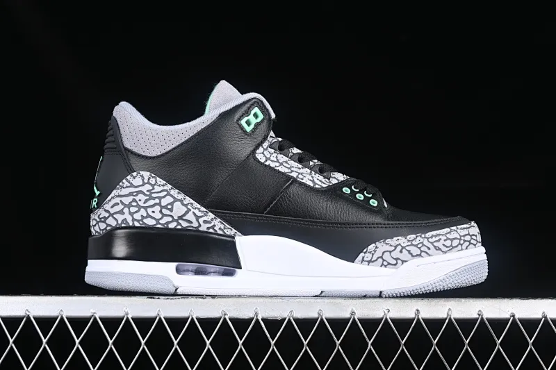 All categories Air Jordan Jordan series basketball shoes Air Jordan 3 L version Air Jordan 3 "Green Glow" AJ3 Joe 3 black and green CT8532-031